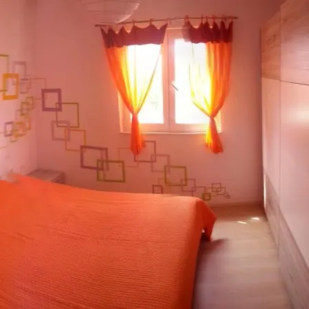 Apartman Tara *