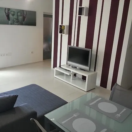 Apartman Tara *