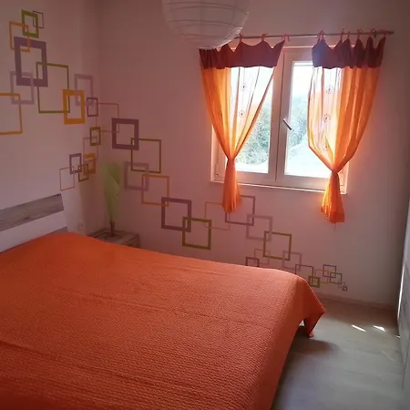 Tara Apartment