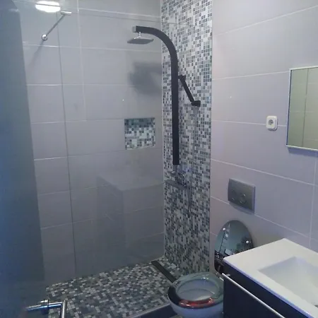 Apartman Tara